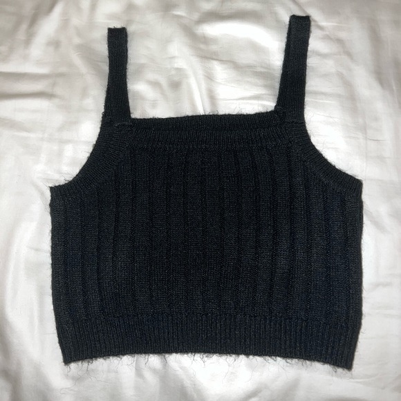 Wild fable cropped knit tank size small - Picture 2 of 3
